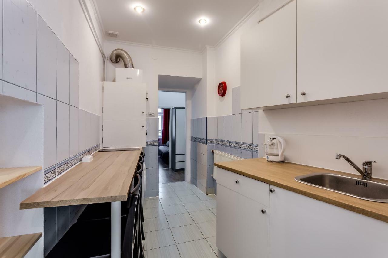 Modern Apartment In Lviv Historic Centre Exterior photo